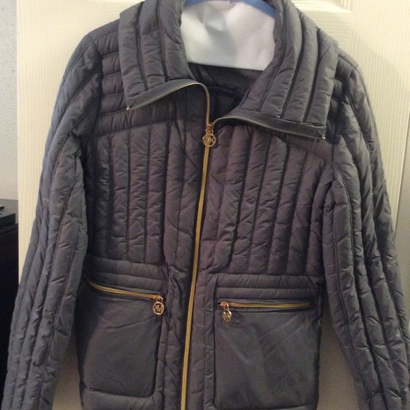 Michael Kors Packable Down Jacket - Small - Picture 4 of 4